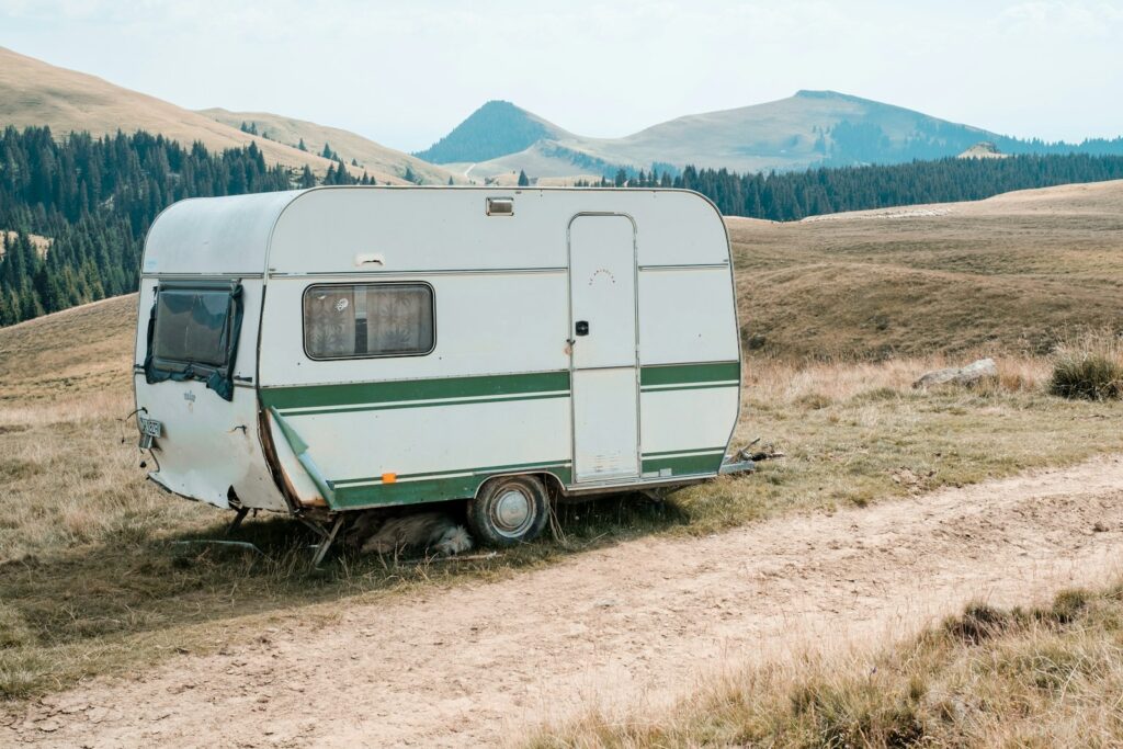 closed white camping trailer during daytime